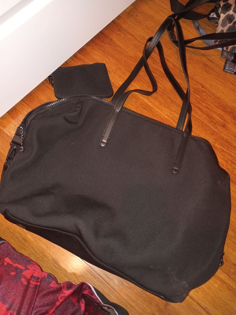 STYLUS Black Double-Handle Tote